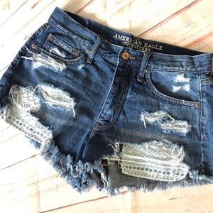 American Eagle Festival Highrise shorts